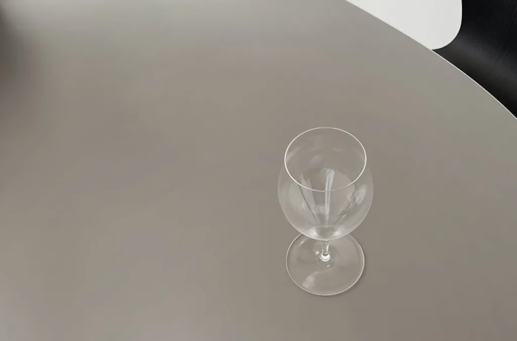 <div class="title80">広瀬裕子の「わたしが整う日用品」 file.02 </div>「旅するグラス」